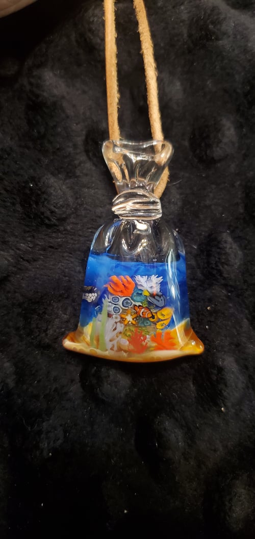 Image of Reef baggy pendant