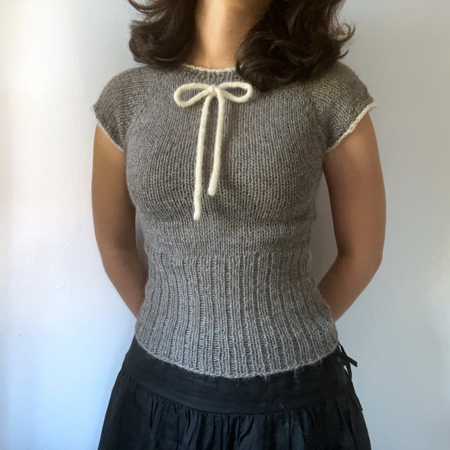 moth tee in wolf grey (alpaca)