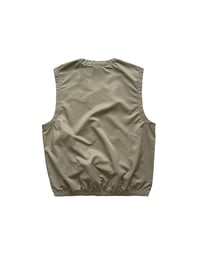 Image 2 of Wreath Nylon Pullover Vest Beige 