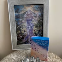 Image 1 of Spirit Animal Wisdom Oracle – Pre-Loved