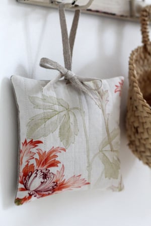 Image of Coussin lavande à suspendre (CSS1LAVANCORAIL2)