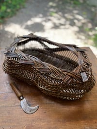 Image 2 of Grande corbeille asymétrique - Large asymmetrical basket