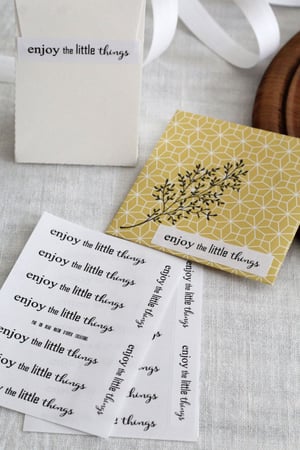 Image of Etiquette autocollante ENJOY LITTLE THINGS (AUTOCENJOY)