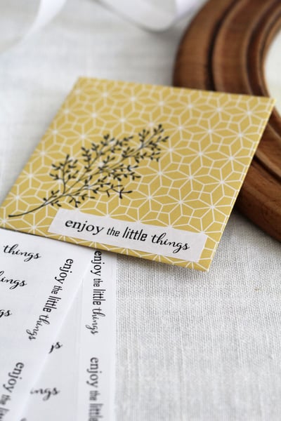 Image of Etiquette autocollante ENJOY LITTLE THINGS (AUTOCENJOY)