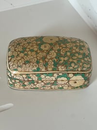 Image 4 of Vintage Paper Mache Box 