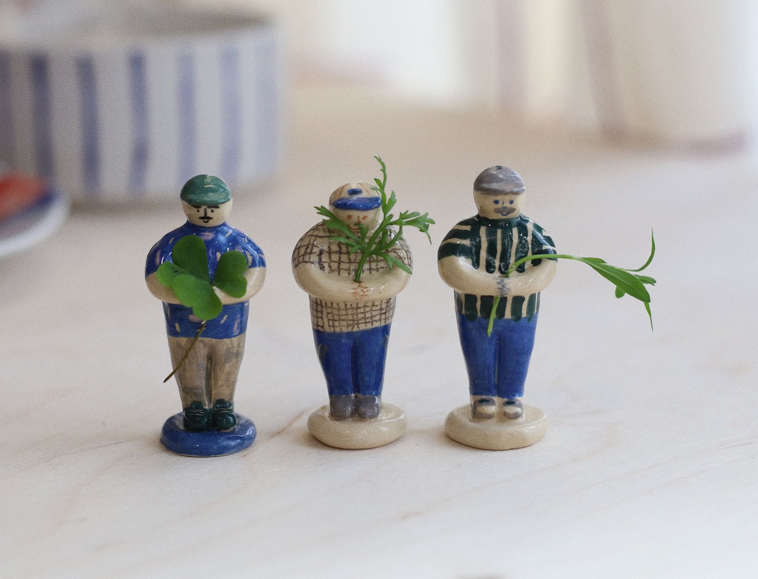 Image of CERAMIC FIGURE