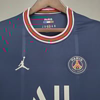 Image 2 of Retro PSG Home 21-22