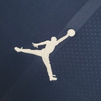 Image 8 of Retro PSG Home 21-22