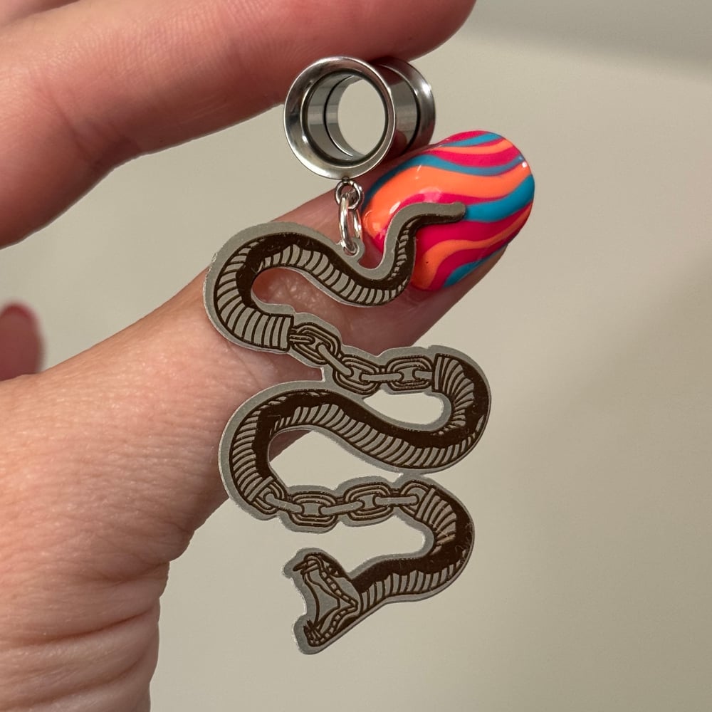 Image of Chain Snake Dangles (sizes 4g-2")