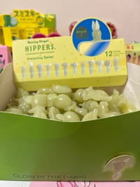 Glow in the dark hippers