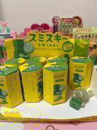 Glow in the dark smiski Figures