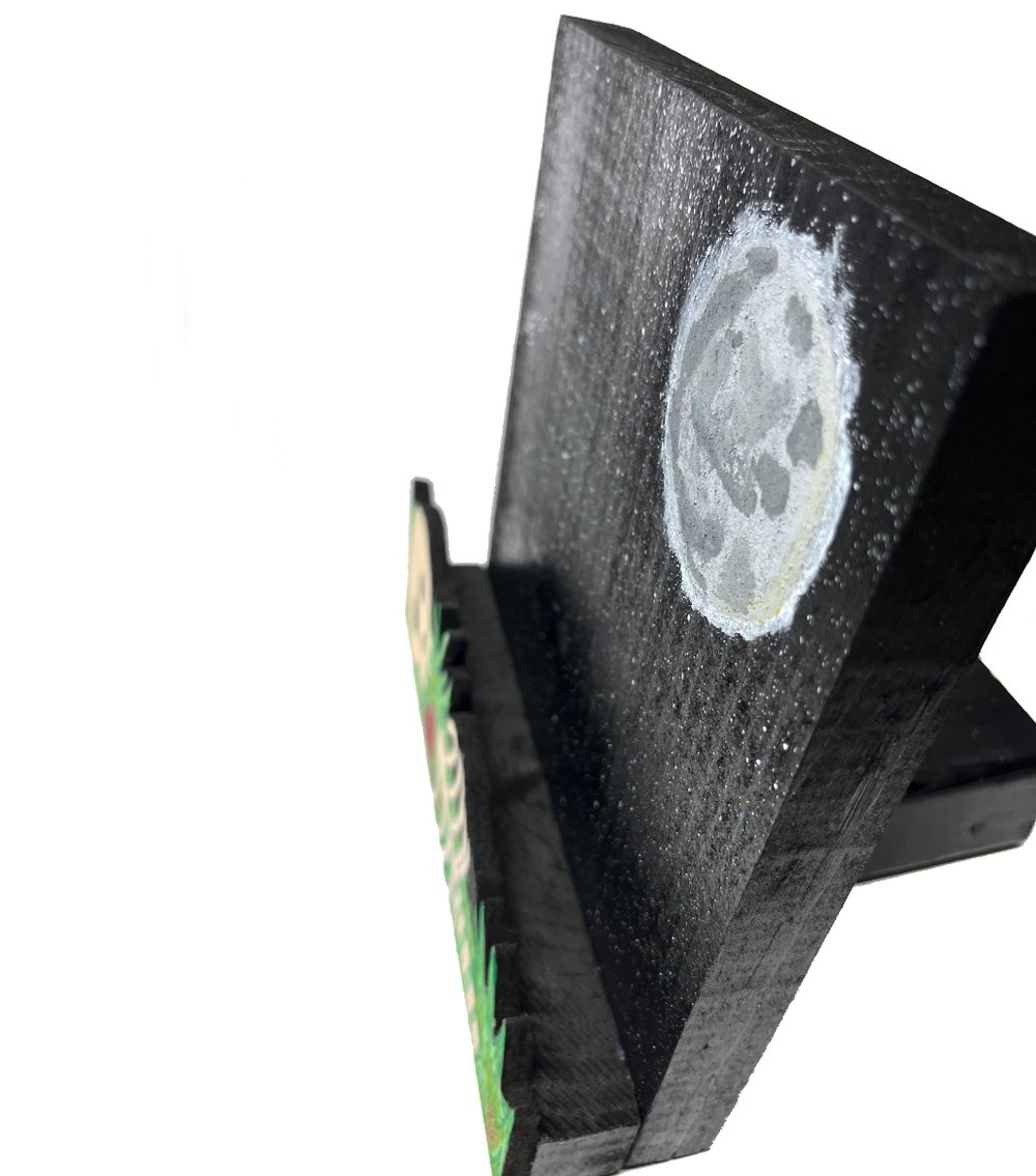 Image of Skull guy under the moon