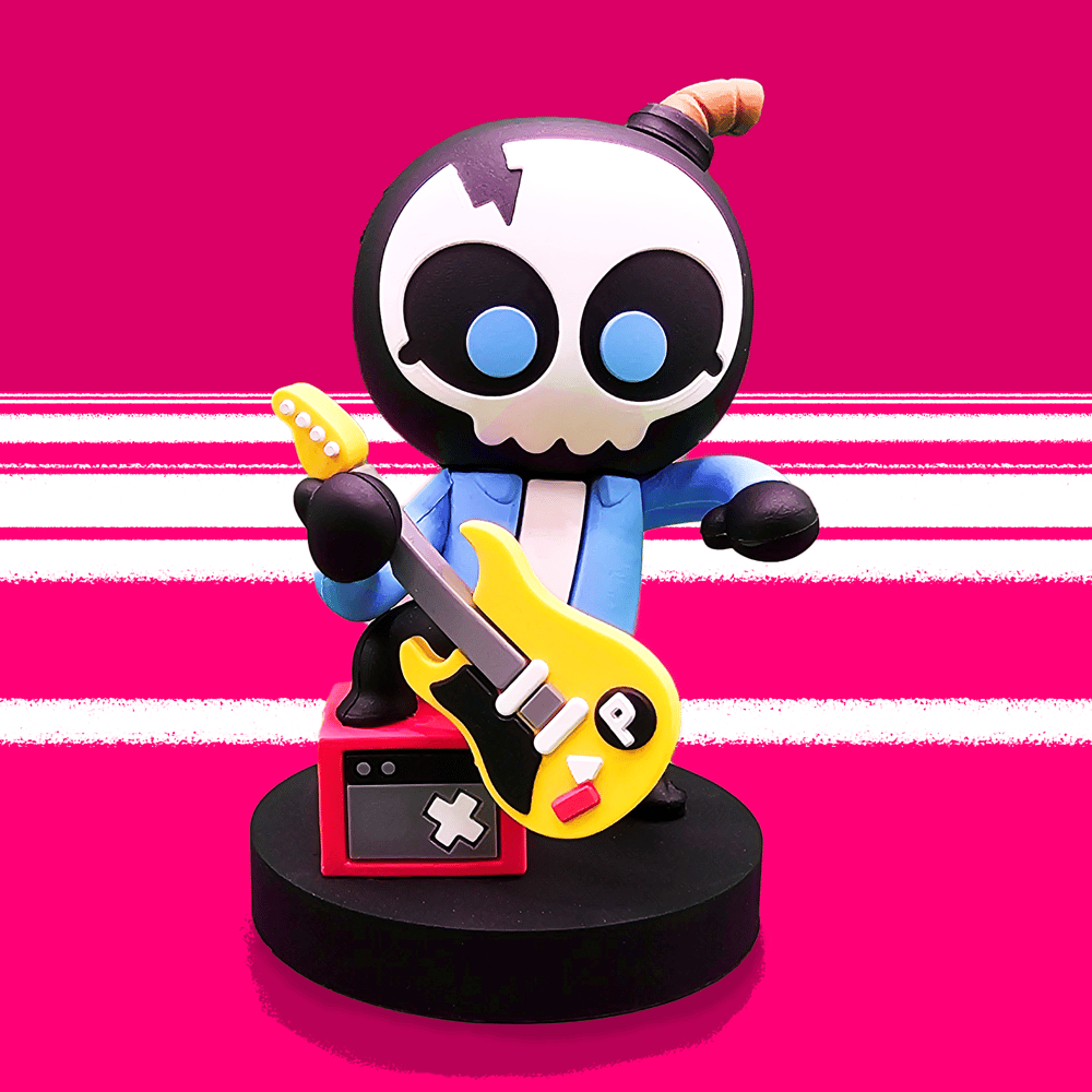 Image of QUINN FIGURINE