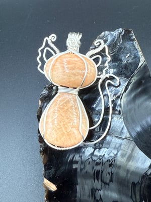 Peach Moonstone Kitty Pendant