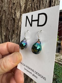 Image 6 of Iris Lustre Drops