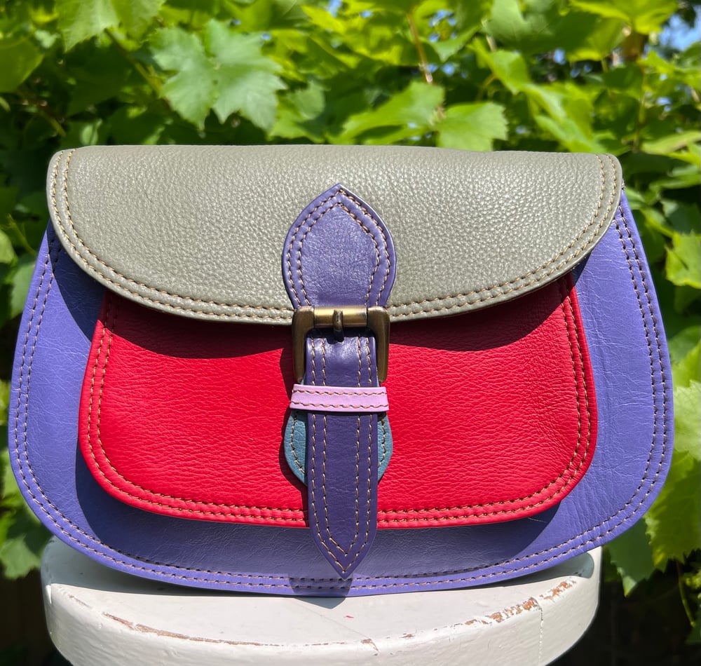 Image of Harlequin Collection - Medium Recycled Leather Saddle #48B