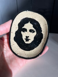 Image 2 of Wee Dish