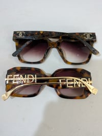 Image 1 of TORTOISESHELL Sunnies