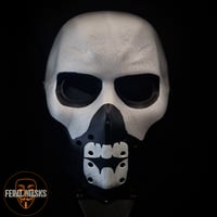 Papa V Perpetua (Ghost)