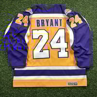 Image 2 of CCM NHL X NBA Jersey Los Angeles Lakers Kings Kobe Bryant Sz. XL Throwback RIP