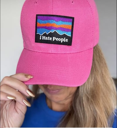 Image of  Boné rosa  I hate People 