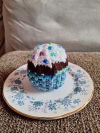 Image 18 of Knitted Cupcakes