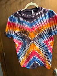 “Voltage V” Tie-Dye Tee – Size Medium