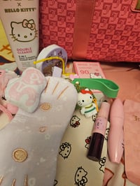 Image 4 of Juicy Couture Weekender Bag Meets Hello Kitty Bundle 