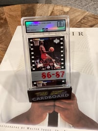 1998 UD MJ Living Legend #15 Grade 9
