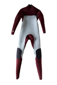 Image of YETI 3/2.5 STEAMER <BR> BLACK