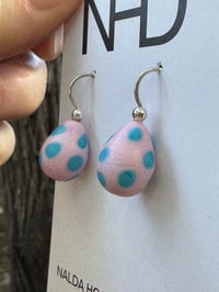 Image 5 of Anglel Pink with Aqua