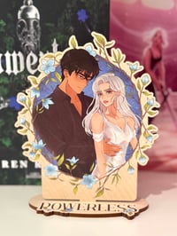 Standees Madera Powerless.