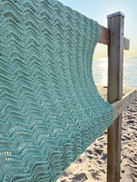 Image 2 of Fjord blanket (english)