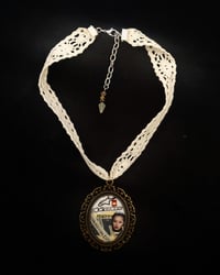 Image 1 of Isla Choker