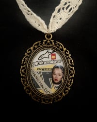 Image 3 of Isla Choker