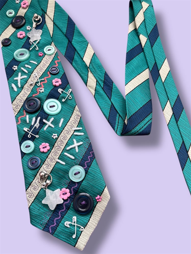Image of TRINKET TIE #2.5