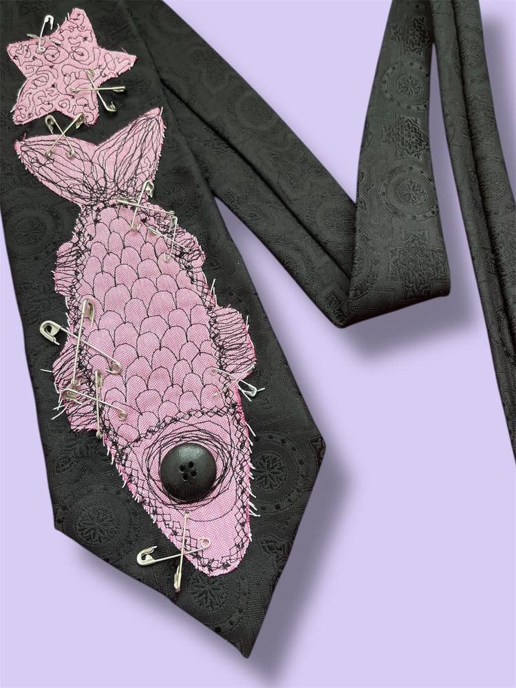 Image of FISH TIE #5.6