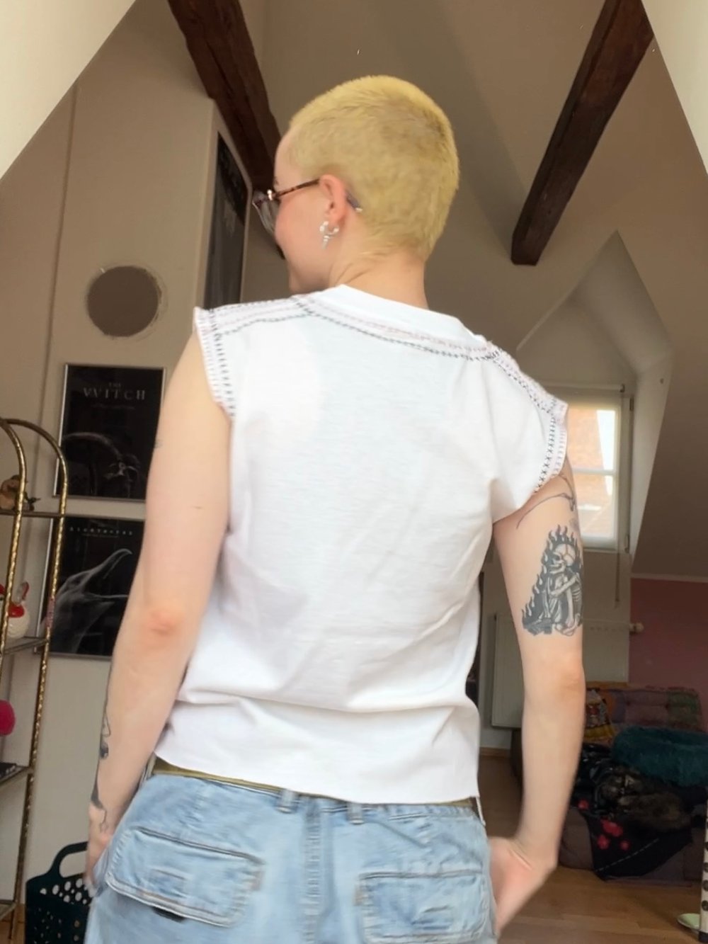 Image of GIRL KISSER TANK TOP