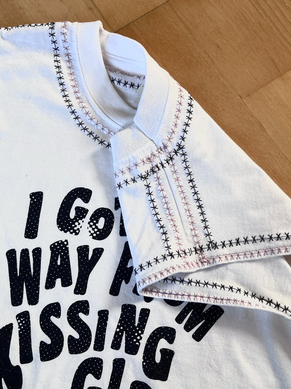 Image of GIRL KISSER TANK TOP