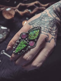 Image 1 of The Serpent's tongue ring (7.5)