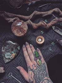 Image 2 of The Serpent's tongue ring (7.5)