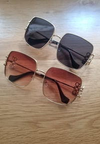 Image 4 of Anagram shades