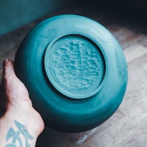 Image of Keverel Gwyrdh – Interwoven Pattern Bowl