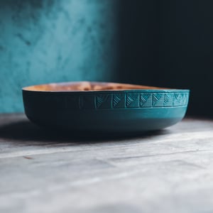 Image of Keverel Gwyrdh – Interwoven Pattern Bowl