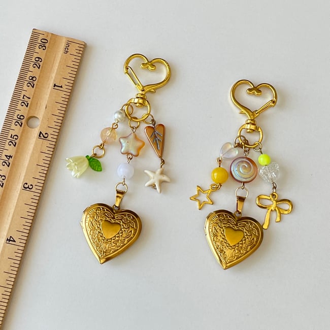 gold swirl heart locket keychain