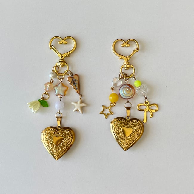 gold swirl heart locket keychain