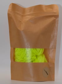 String by Yoyofriends