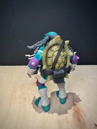Image 3 of 001/001 GAME SLASHY VARIANT RESIN ART TOY