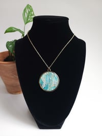 Bahamian Waters Round Pendant 