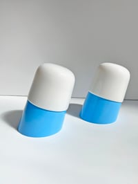 Image 1 of //VENDIDOS//  APLIQUES AZULES VINTAGE, AÑOS 60